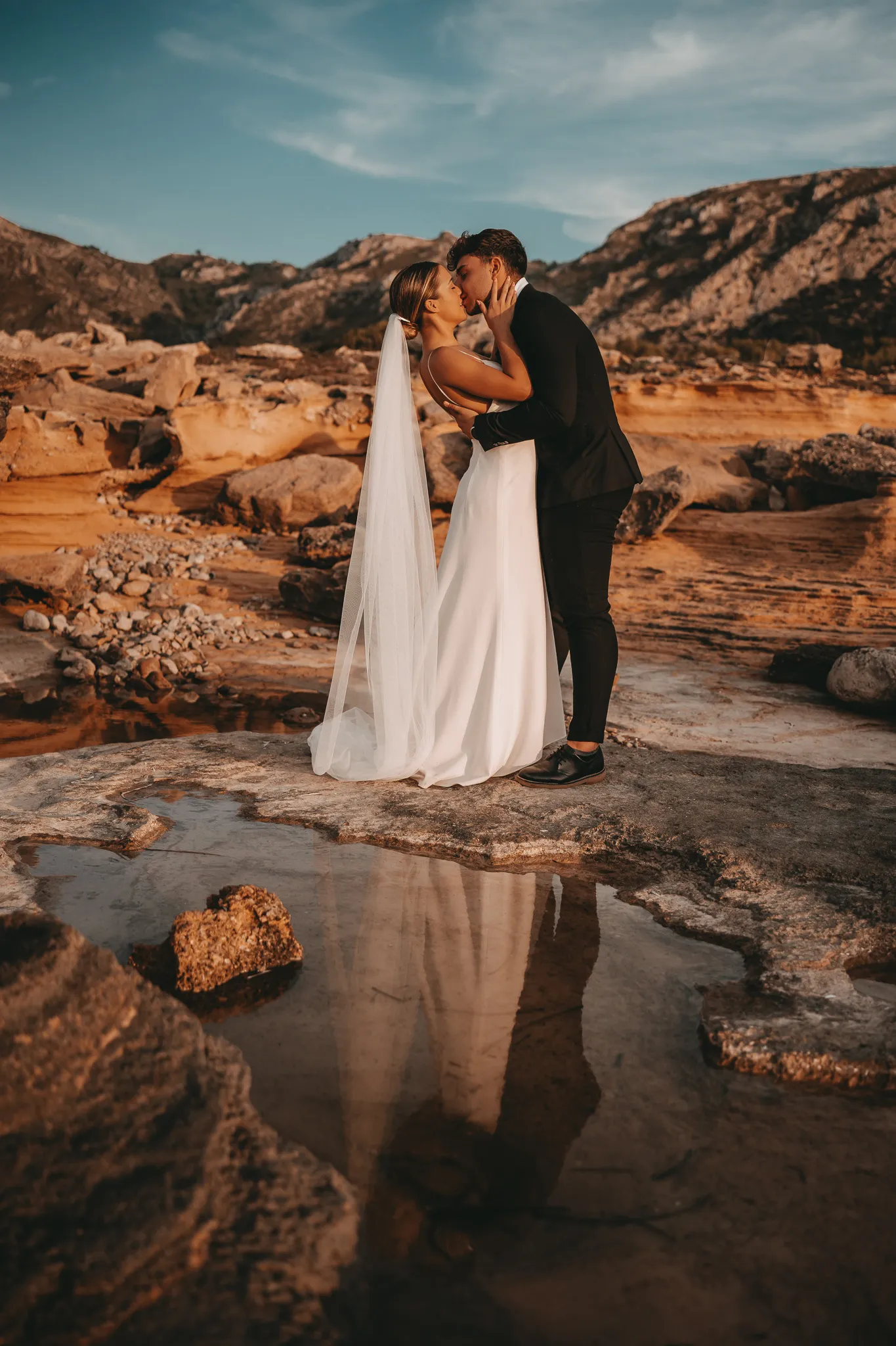 Brautpaar auf Mallorca Hochzeitsfotograf Kosten